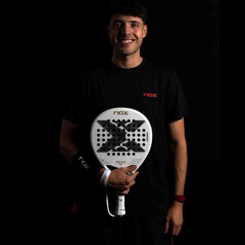 NOX AT10 Genius Alum XTREM 2026 Carbon 12K (Teardrop) by Agustin Tapia Racket/Raket Padel