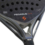 Siux Pegasus Pro 2026 Strom Grey Carbon 12K (inverted Teardrop) by Alex Chozas Racket/Raket Padel (Salinan)